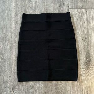 Bebe Skirt